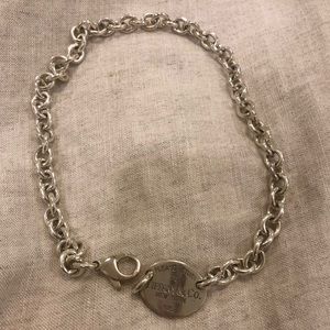 Return to Tiffany sterling silver necklace oval